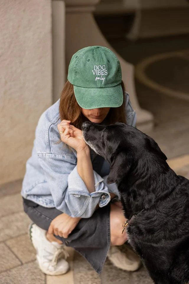 Dog vibes keps i hög kvalitet för hundägare - Vintage green